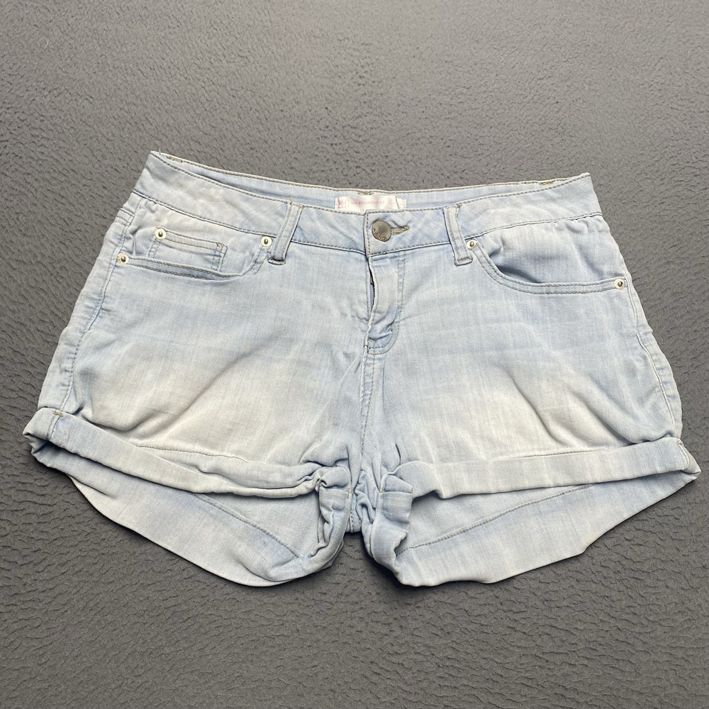No Boundaries Shorts Juniors 13 Blue Light Wash Denim Cuffed Cut-Off 3 In Casual